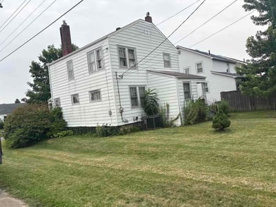 Lawn care service in Columbus, 43223