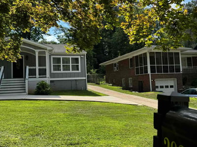 Lawn care service in Atlanta, 30314
