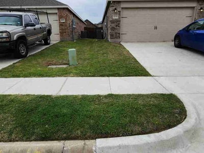 Lawn care service in Forney, 75126