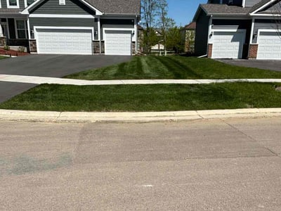 Lawn care service in Bolingbrook, 60490