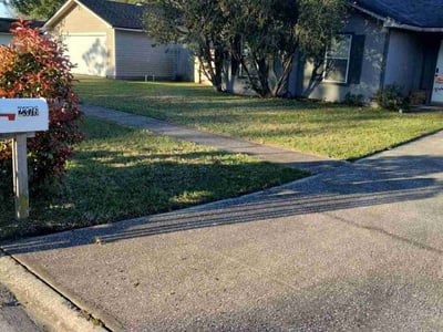 Lawn care service in Jacksonville, 32210