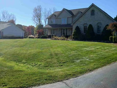 Lawn care service in White Lake charter Township, 48383