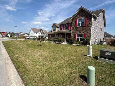 Lawn care service in Jacksonville, 28546