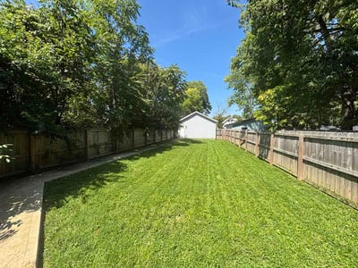 Lawn care service in Columbus, 43205