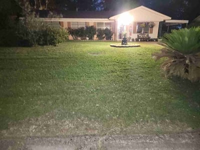 Lawn care service in Shreveport, 71118
