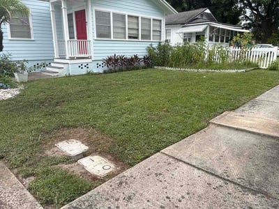 Lawn care service in Orlando, 32806