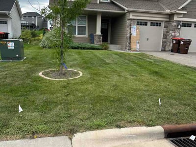 Lawn care service in Inver Grove Heights, 55077