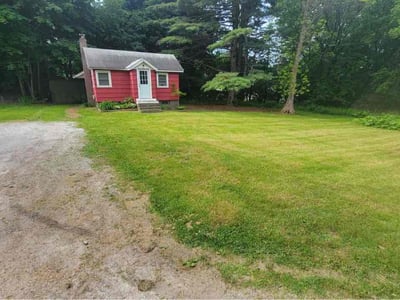 Lawn care service in Shelburne, 05482