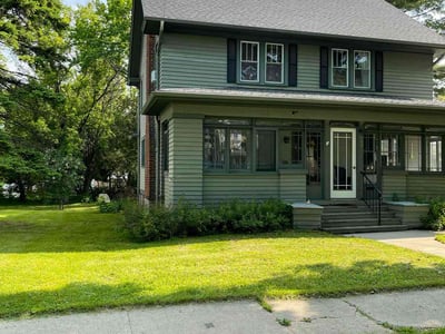 Lawn care service in Waukesha, 53186