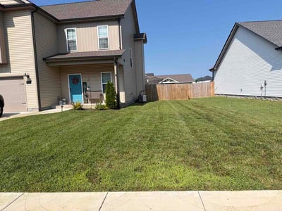 Lawn care service in Clarksville, 37042
