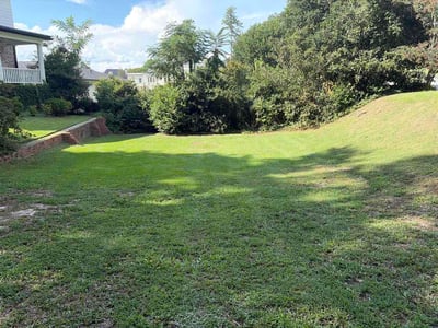 Lawn care service in Augusta, 30909