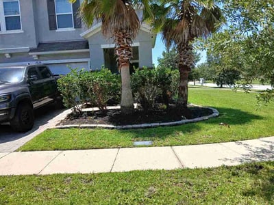 Lawn care service in Kissimmee, 34741