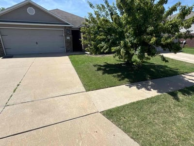 Lawn care service in Bixby, 74008