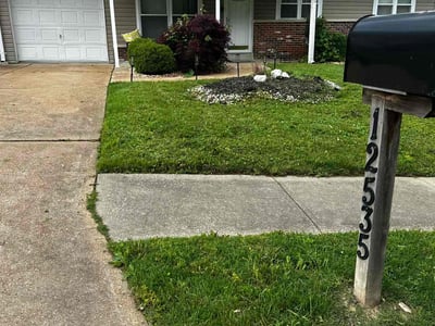 Lawn care service in Maryland Heights, 63043