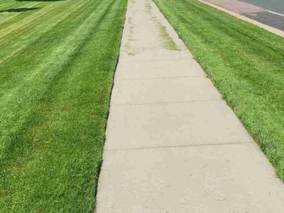 Lawn care service in Maple Grove, 55311