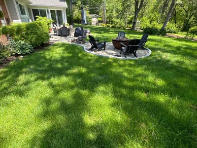 Lawn care service in Beverly Hills, 48025