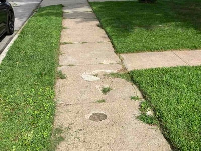 Lawn care service in Omaha, 68111