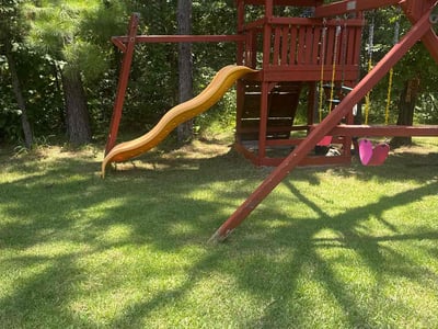 Lawn care service in Jacksonville, 32224