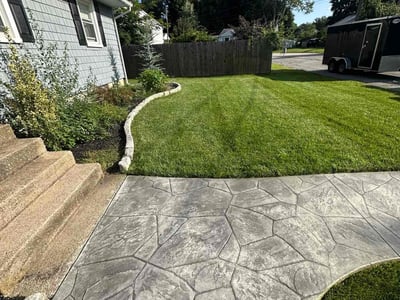 Lawn care service in West Warwick, 02893