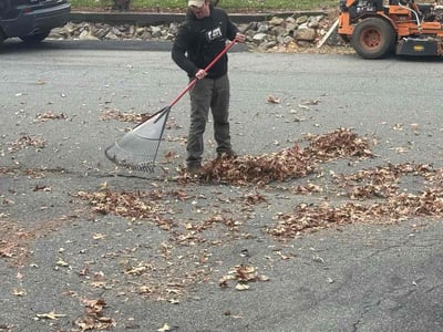 Lawn care service in Falmouth, 22405