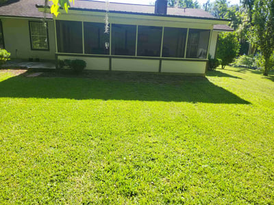 Lawn care service in Green Cove Springs, 32043