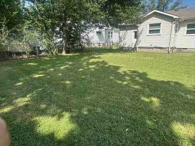 Lawn care service in Tulsa, 74114