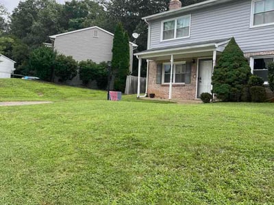 Lawn care service in Woodbridge, 22193