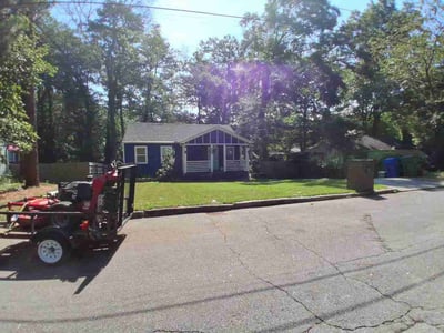 Lawn care service in Atlanta, 30310