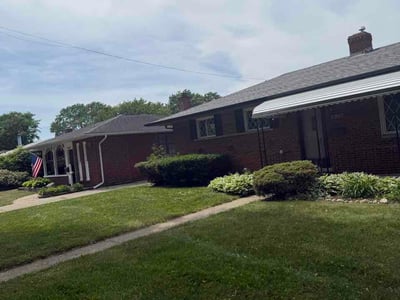 Lawn care service in Sterling Heights, 48314