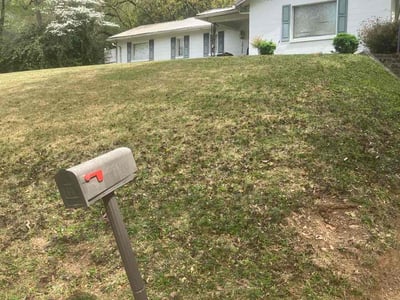 Lawn care service in Anniston, 36207