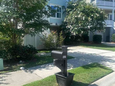Lawn care service in Charleston, 29492