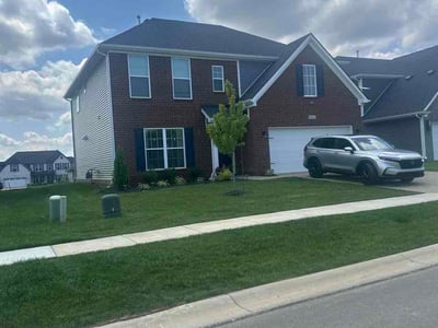 Lawn care service in Louisville, 40245