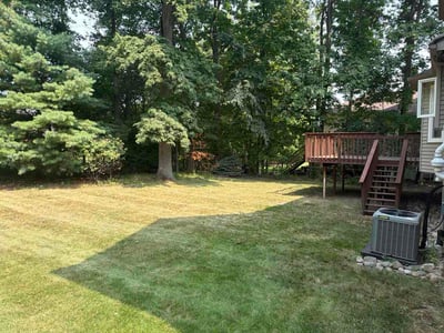 Lawn care service in East Lansing, 48823