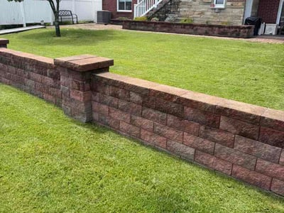 Lawn care service in Pittsburgh, 15206