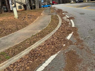 Lawn care service in Stone Mountain, 30083