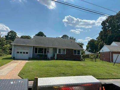 Lawn care service in Norfolk, 23518