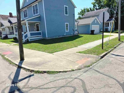 Lawn care service in Columbus, 43206