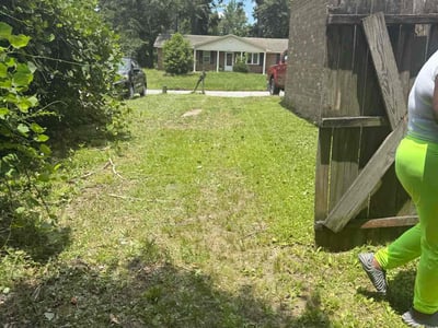 Lawn care service in Augusta, 30906
