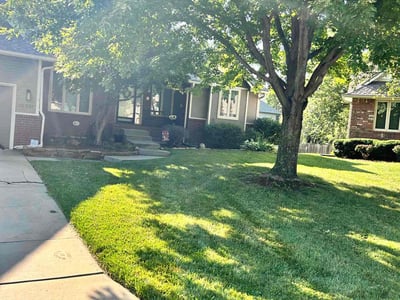 Lawn care service in Wichita, 67226