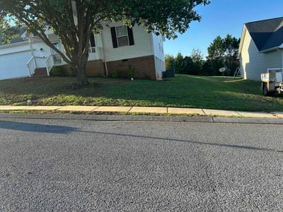 Lawn care service in Ringgold, 30736