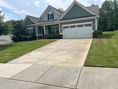 Lawn care service in Kannapolis, 28081