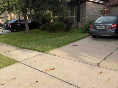 Lawn care service in Atascocita, 77346