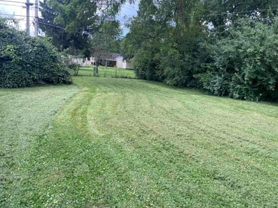 Lawn care service in Fairborn, 45324