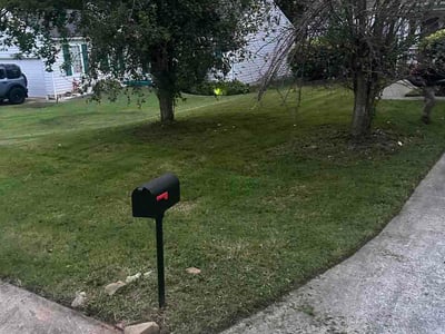 Lawn care service in Charlotte, 28214