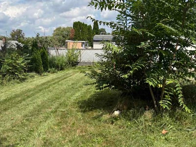 Lawn care service in South River, 08882