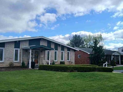 Lawn care service in Irwin, 15642