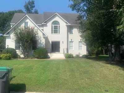 Lawn care service in Glen Allen, 23059