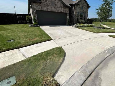 Lawn care service in Arcola, 77583