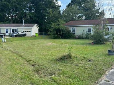 Lawn care service in Havelock, 28532