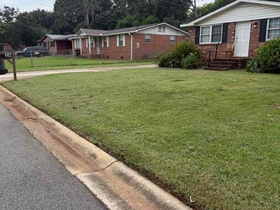 Lawn care service in Fort Valley, 31030